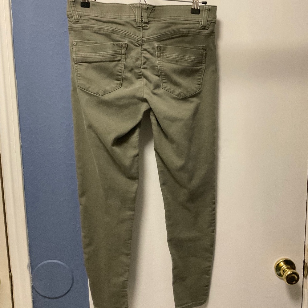 Democracy AB Technology green cargo skinny pants